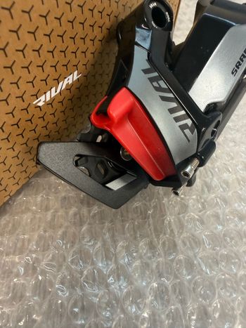 Używany Sram Rival AXS E1 Rear Derailleur 2026 bike — zdjęcie 4 z 9