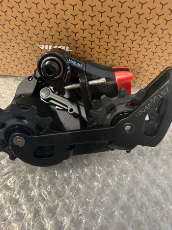 Używany Sram Rival AXS E1 Rear Derailleur 2026 bike — zdjęcie 5 z 9