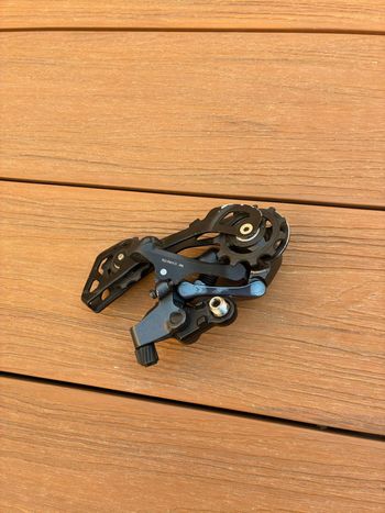 Used Shimano Ultegra RD-R8000 Rear Derailleur bike — image 5 of 5