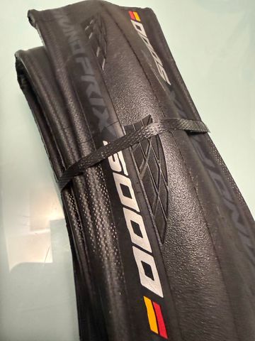Used Continental GP 5000 2026 bike — image 3 of 8