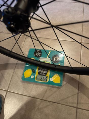 Used Reynolds AR29X Front Wheel 2025 bike — image 11 of 12