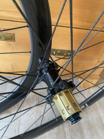 Brugt Duke Pirope Baccara X48 2025 bike — billede 2 af 3