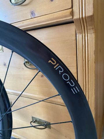 Brugt Duke Pirope Baccara X48 2025 bike — billede 3 af 3