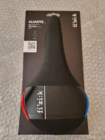 Fizik Aliante R3 Kium 2026 Saddles & Seatposts d'occasion