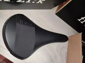 Used Fizik ALIANTE R1 CARBONIO 2026 Saddles & Seatposts
