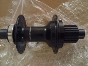 Used Shimano FH-MT410B Rear Hub 12x148 Boost 32 Spokes Wheels