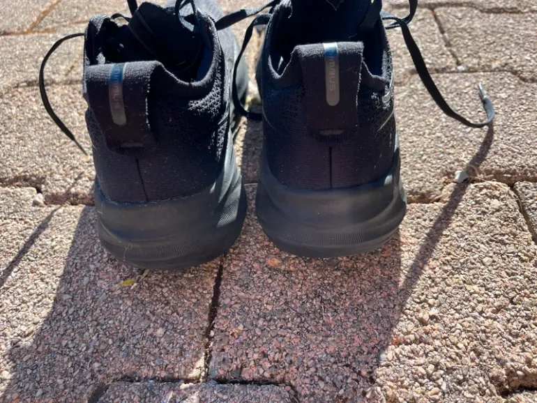 Used Asics Nimbus 26 bike — image 2 of 6