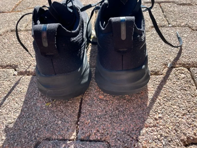 Used Asics Nimbus 26 bike — image 3 of 6