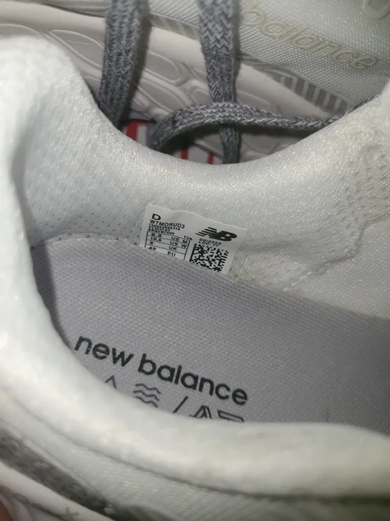 Used New Balance Running Shoes bike — image 4 of 4