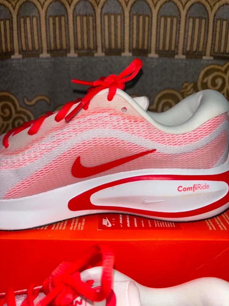 Używany Nike Journey Run bike — zdjęcie 13 z 15