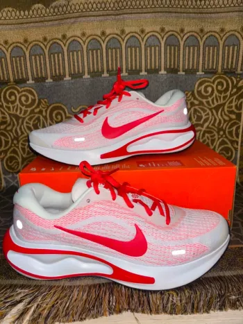 Używany Nike Journey Run bike — zdjęcie 2 z 15