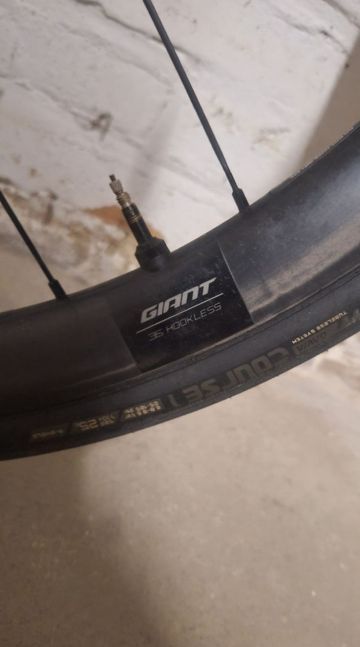 Brugt Giant SLR 1 35mm 2021 bike — billede 3 af 3