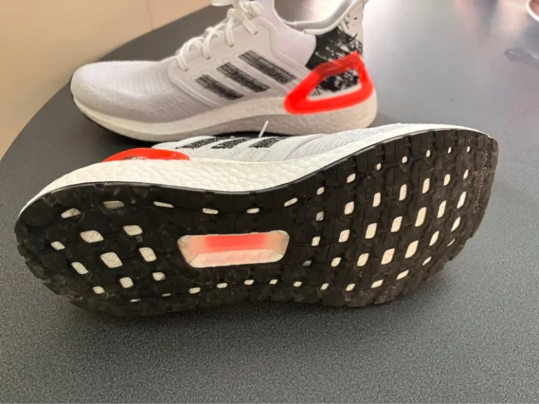 Brugt Adidas Ultraboost 19 bike — billede 3 af 3