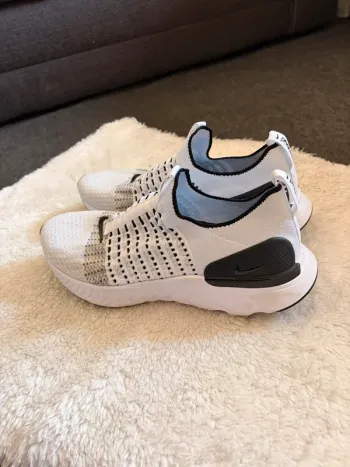 Nike React Laceless bike de segunda mano — imagen 9 de 9