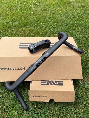 Used Enve Handlebar bike — image 1 of 3