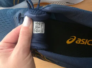 Used Asics GT-1000 11 bike — image 4 of 7