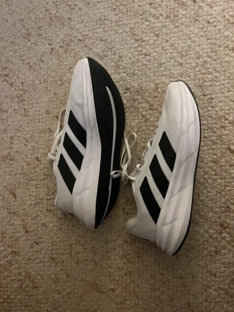 Used Adidas Running shoes bike — image 2 of 4