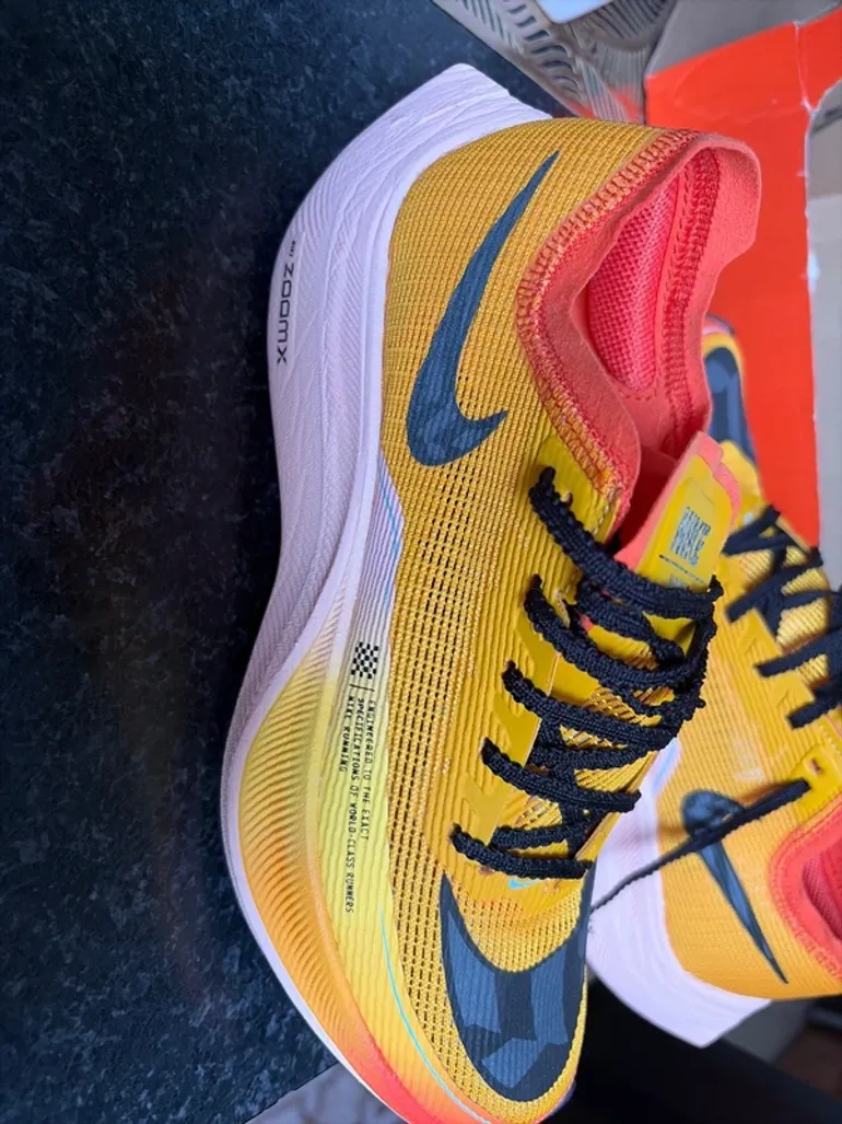 Gebrauchtes Nike ZoomX Vaporfly Next% 2 bike — Bild 2 von 9