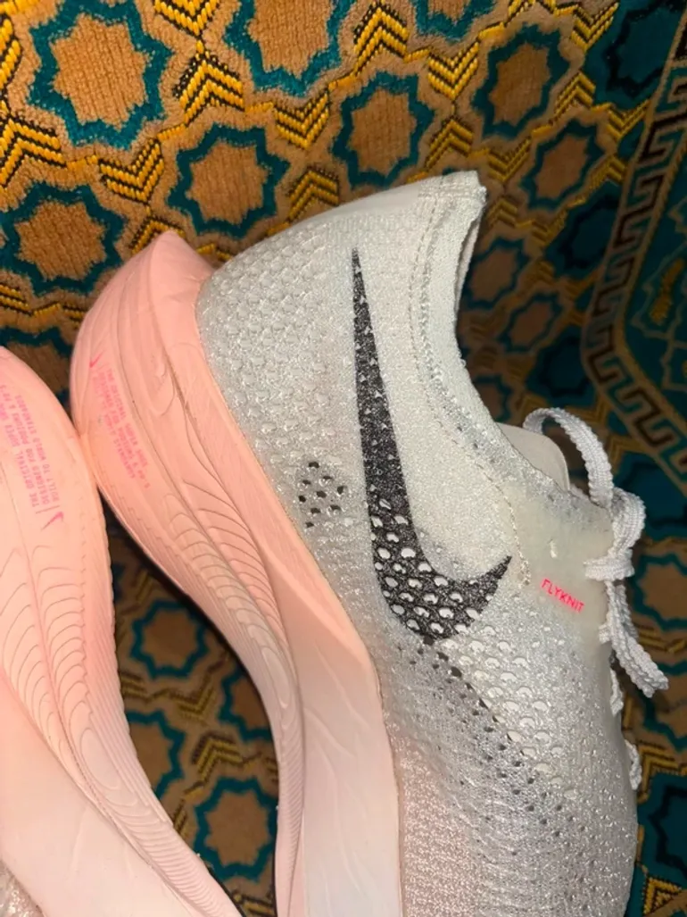 Used 100% Zoomx Vaporfly Next 3 bike — image 15 of 15