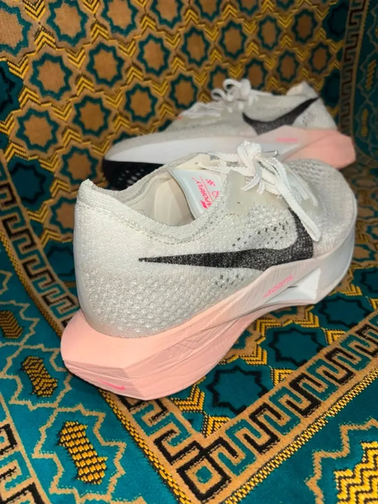 Used 100% Zoomx Vaporfly Next 3 bike — image 9 of 15