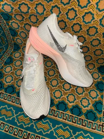 Used 100% Zoomx Vaporfly Next 3 bike — image 5 of 15
