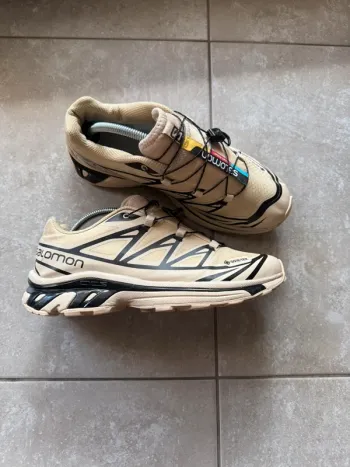 Used Salomon Trailrunning Shoes bike