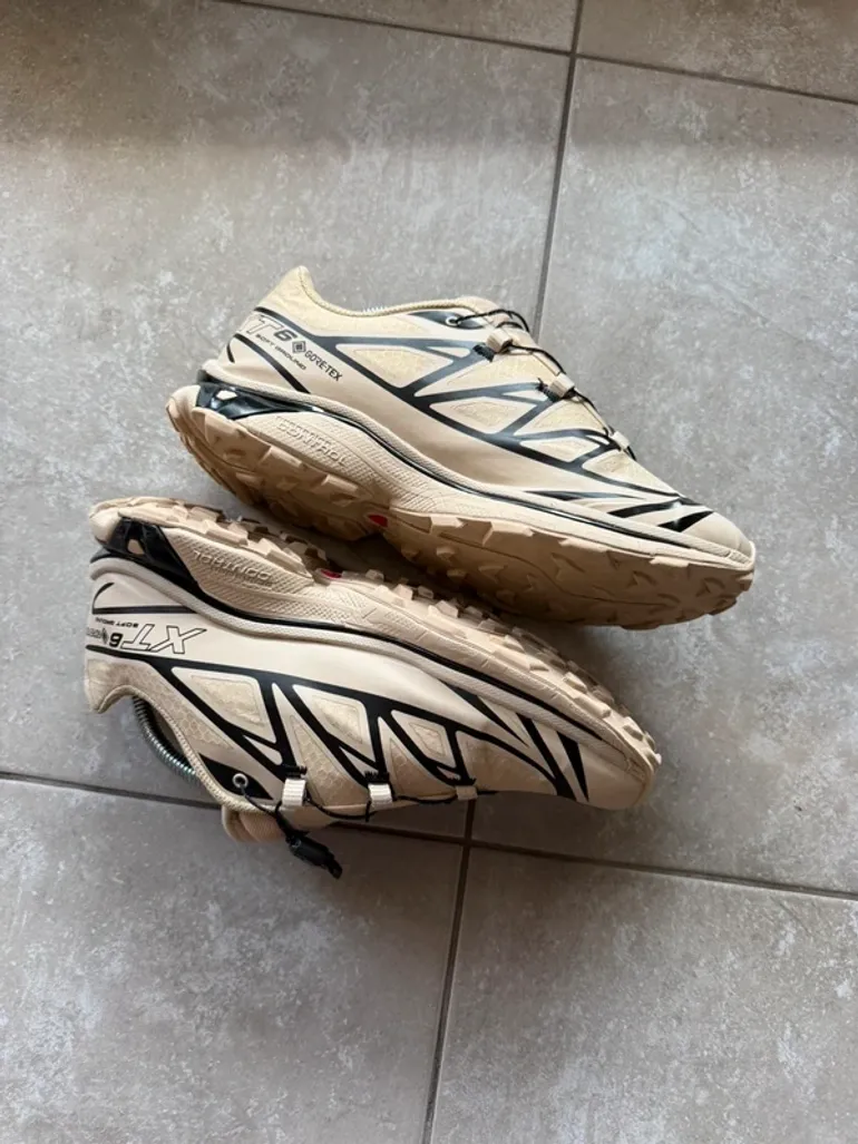 Used Salomon Trailrunning Shoes bike — image 2 of 4