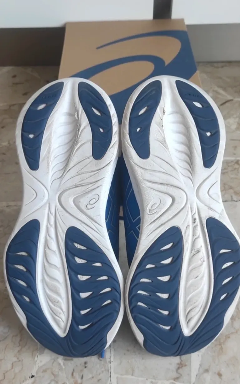 Used Asics Gel-Cumulus bike — image 5 of 7