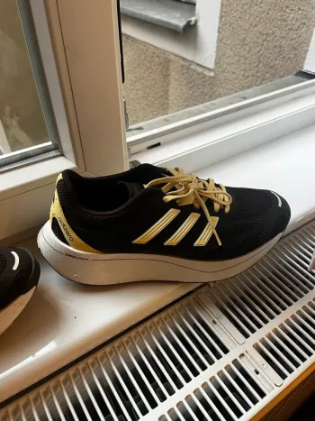 Adidas adizero bike d'occasion — image 2 sur 6