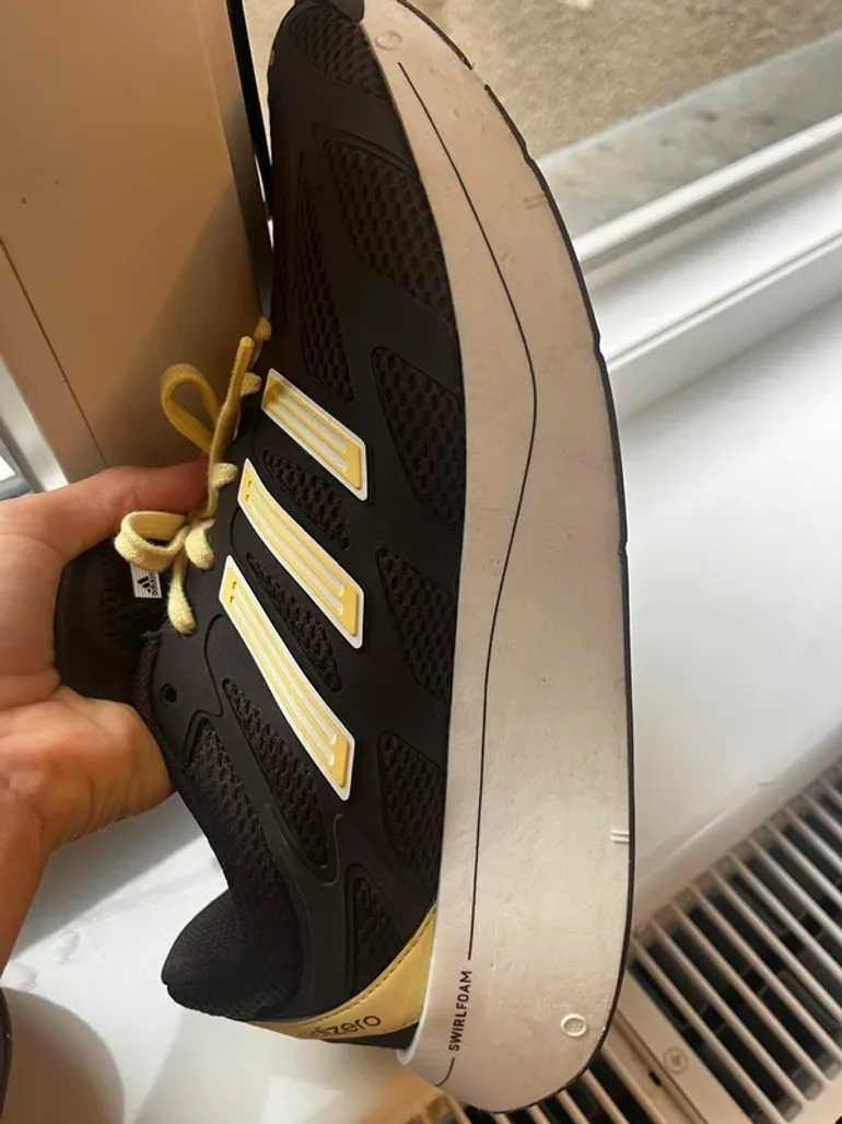 Adidas adizero bike d'occasion — image 5 sur 6
