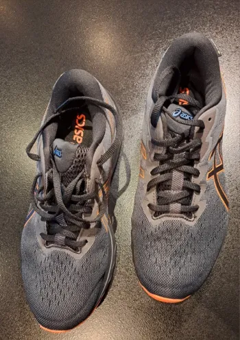 Gebrauchtes Asics GT-1000 Gore-tex bike — Bild 2 von 6