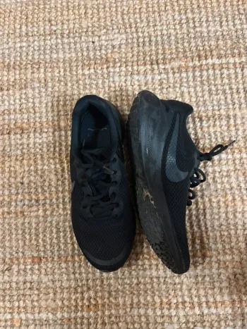 Used Nike Schuhe bike — image 2 of 4