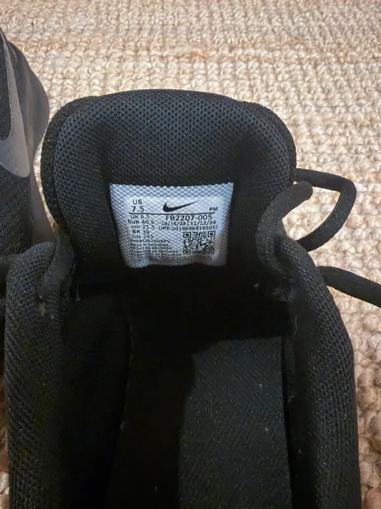 Used Nike Schuhe bike — image 4 of 4