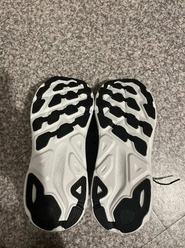 Used Hoka One One bike — image 3 of 4