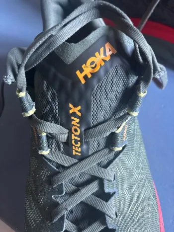 Used Hoka Tecton X bike — image 8 of 10