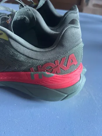 Used Hoka Tecton X bike — image 3 of 10