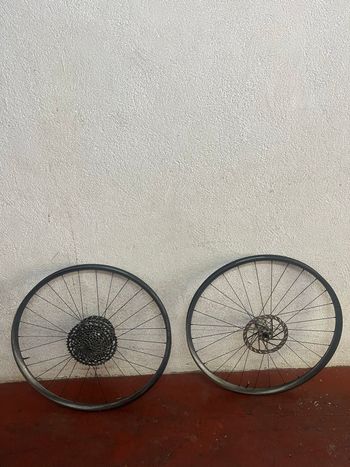 Used Zambra Carbon Wheels 2025 bike