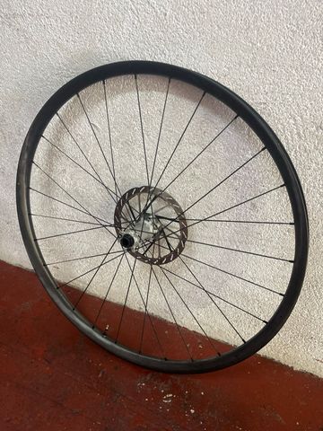 Zambra Carbon Wheels 2025 bike usato — immagine 8 di 8