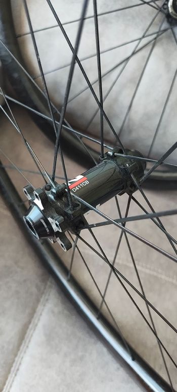 Brugt Custom Light Carbon Wheels 2023 bike — billede 4 af 11