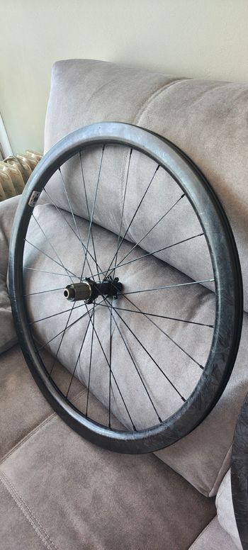 Brugt Custom Light Carbon Wheels 2023 bike — billede 2 af 11