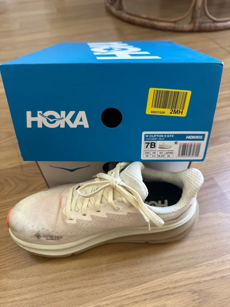 Brugt Hoka CLIFTON 9 GTX bike — billede 4 af 5