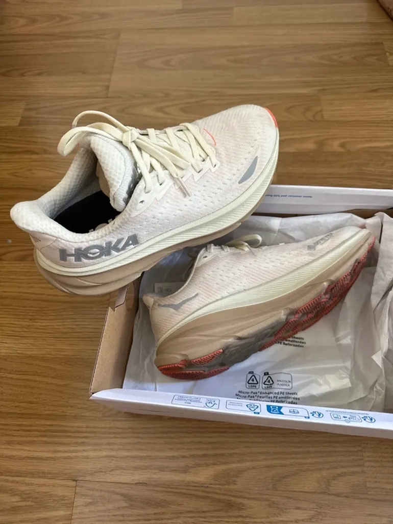 Brugt Hoka CLIFTON 9 GTX bike — billede 3 af 5