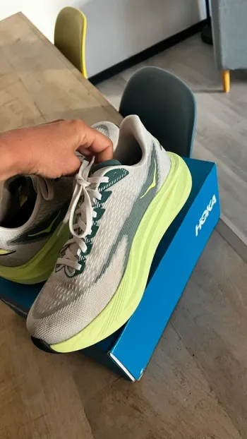 Używany Hoka Mach 7 bike — zdjęcie 4 z 8