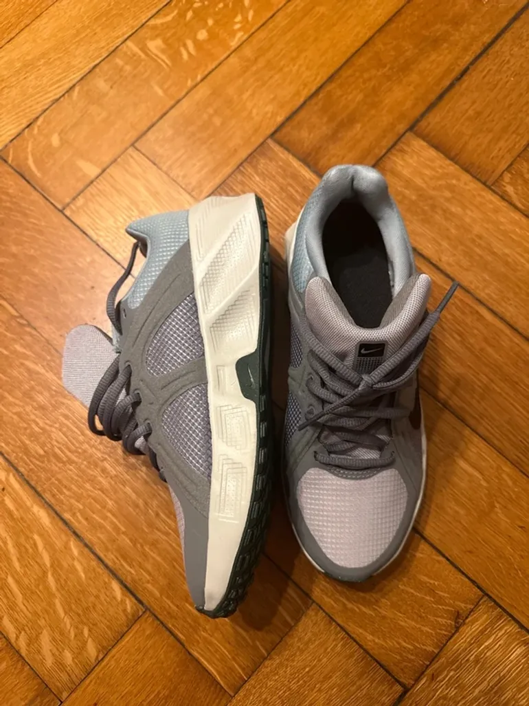 Brugt Nike Sneakers bike — billede 2 af 5