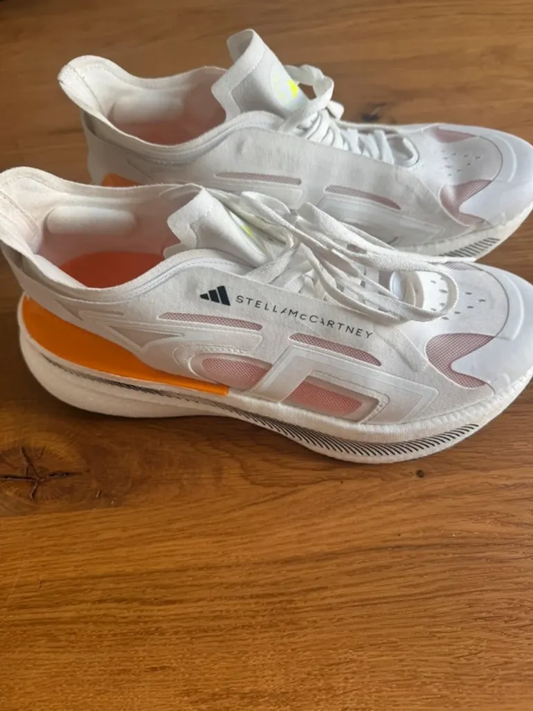 Tweedehands Adidas Ultra Boost Stella McCartney bike — afbeelding 2 van 5