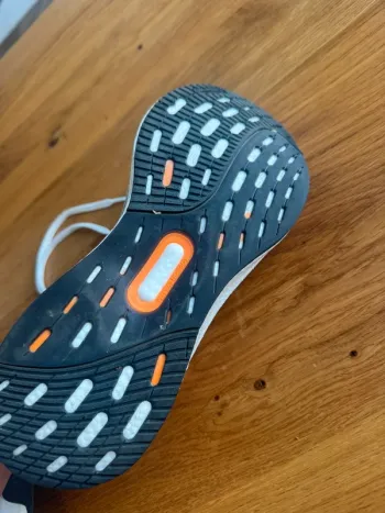 Tweedehands Adidas Ultra Boost Stella McCartney bike — afbeelding 3 van 5