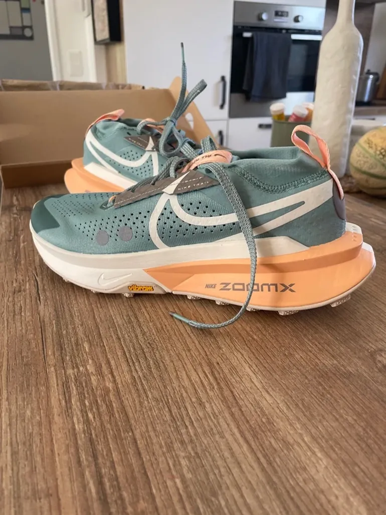 Brugt Nike ZoomX Zegama Trail 2 bike — billede 2 af 5