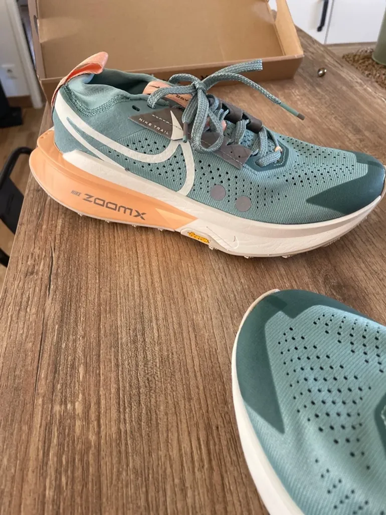 Brugt Nike ZoomX Zegama Trail 2 bike — billede 3 af 5