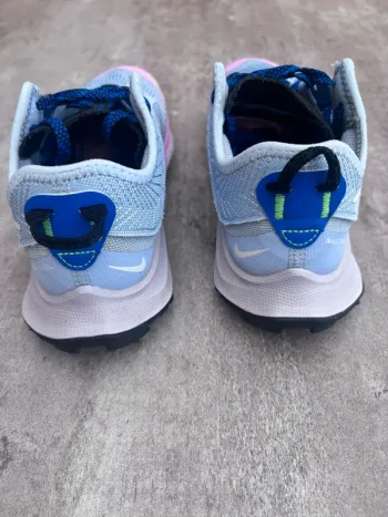 Nike Terra Kiger 8 bike d'occasion — image 3 sur 13