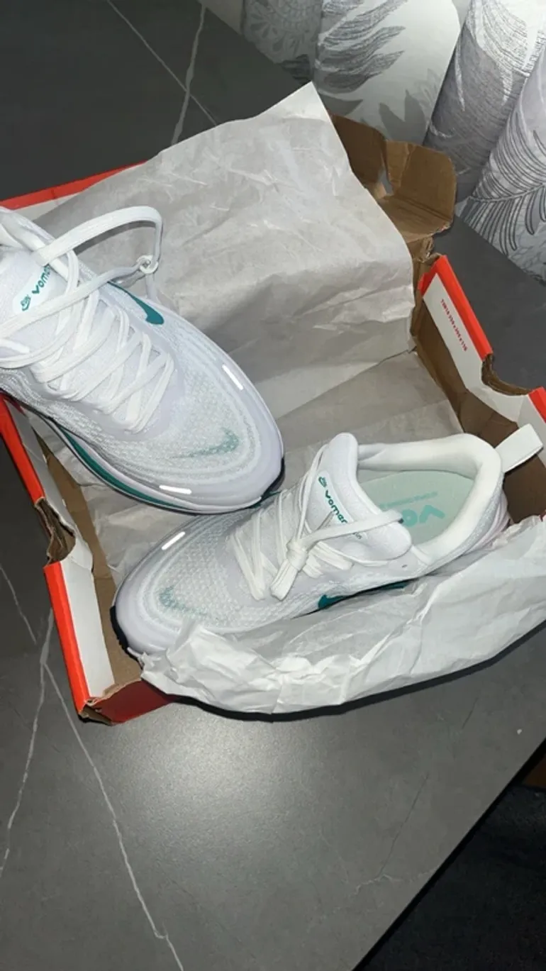 Nike Vomero PLUS bike usato — immagine 5 di 5